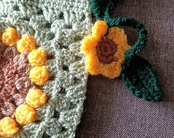 Sunflower crochet bag pattern