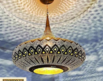 手作りのモロッコ風ペンダントライト - 真鍮製シーリングランプ - 家庭