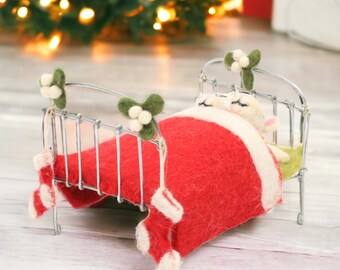 Sleeping Christmas Mice in a  Bed, night before Christmas wool felted handcrafted Mice, Twas the Night before Christmas Mice, Christmas Gift