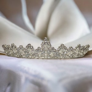 Victoria - Silver pearl diamanté bride tiara