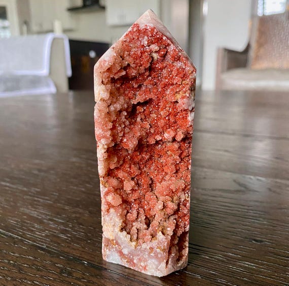 天然石　ピンクアゼツライト　タワー　15センチほど Red Pink Amethyst Flower Agate Druzy Tower - Etsy