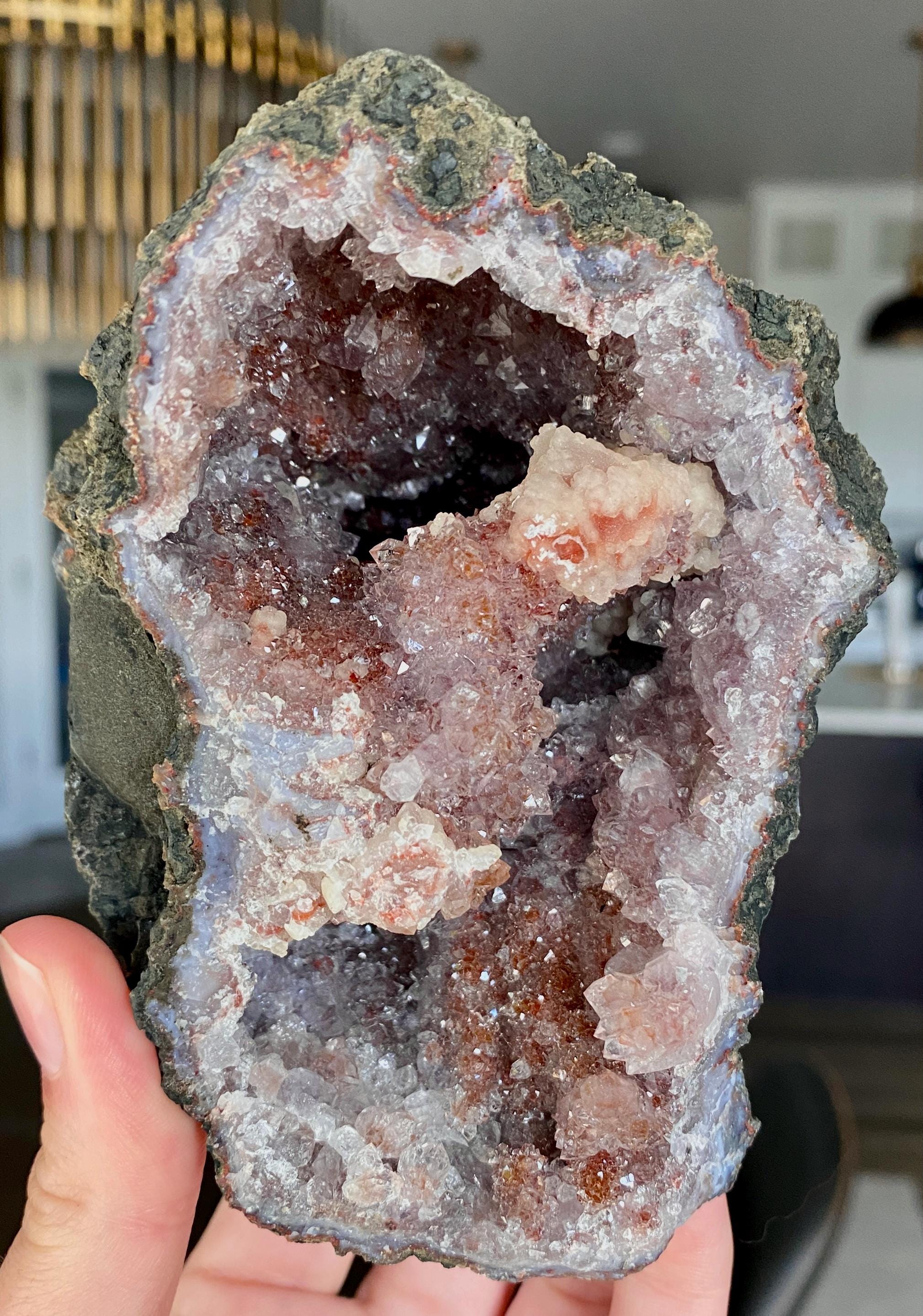 モロッコ産ピンクアメジスト原石ジオード - Etsy 日本