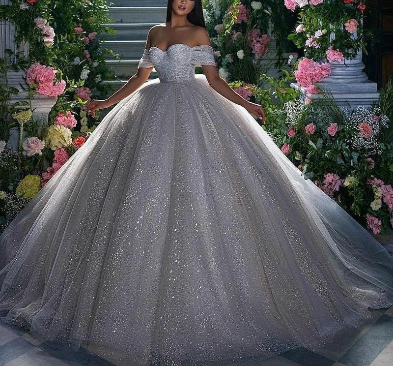 Big Poofy Wedding Dresses With Bling