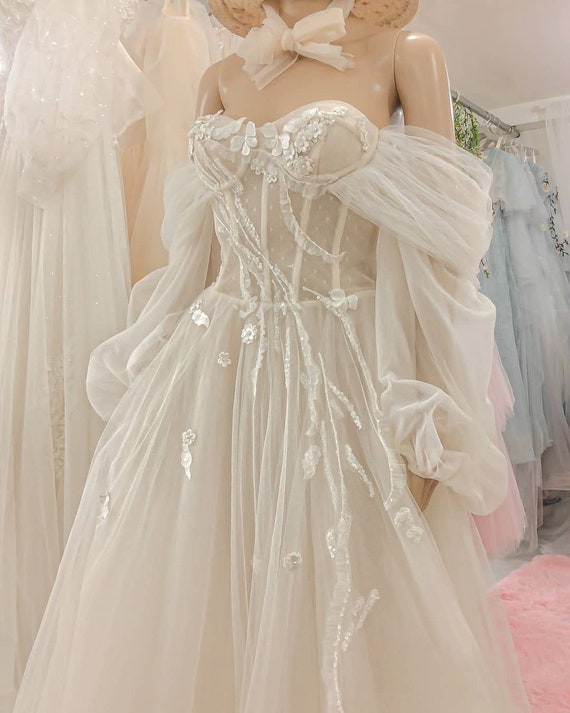 White Off-shoulder Sweetheart Wedding Dress Retro Bridal - Etsy