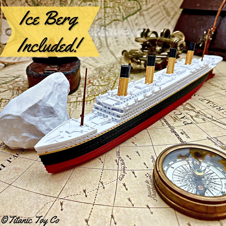 12 RMS Titanic Model, Titanic Toy, Titanic Cake Topper, Titanic Ornament, Unsinkable Titanic Gift, Titanic Necklace, Toy boat, Toy Ship image 1