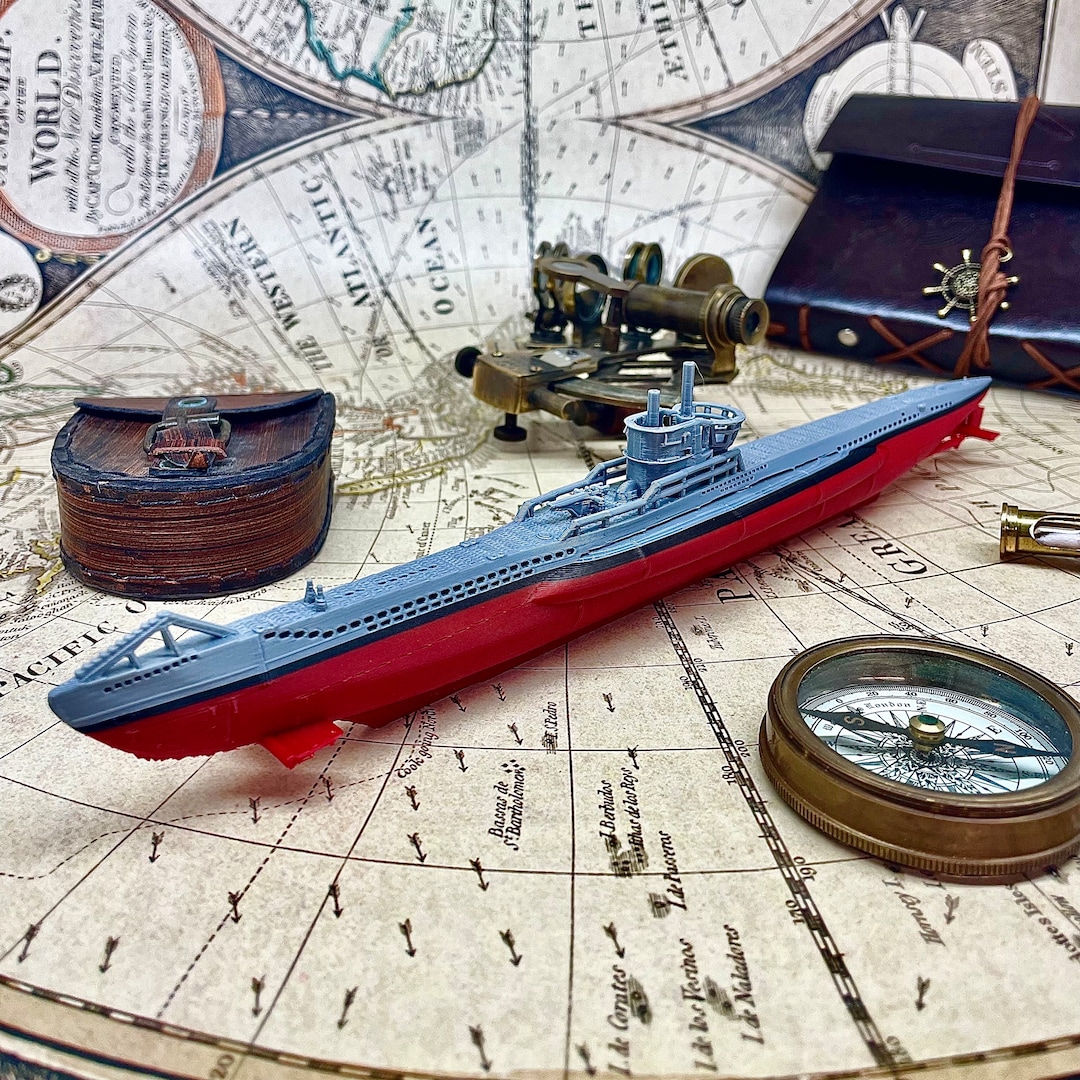 12 Uboat Submarine Model, Titanic Era Subarine, WW2 Submarine, Titanic