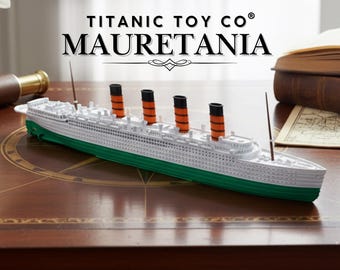 12インチ RMS ルシタニア号模型（オレンジ色の煙突付き