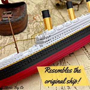 12 RMS Titanic Model, Titanic Toy, Titanic Cake Topper, Titanic Ornament, Unsinkable Titanic Gift, Titanic Necklace, Toy boat, Toy Ship image 6