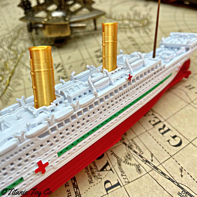 12 HMHS Britannic Model, Britannic Toy, Titanic Toy, Titanic Toys, RMS Titanic Model Ship, Titanic Cake Topper Party, Boat Toys, Toy Ship image 8