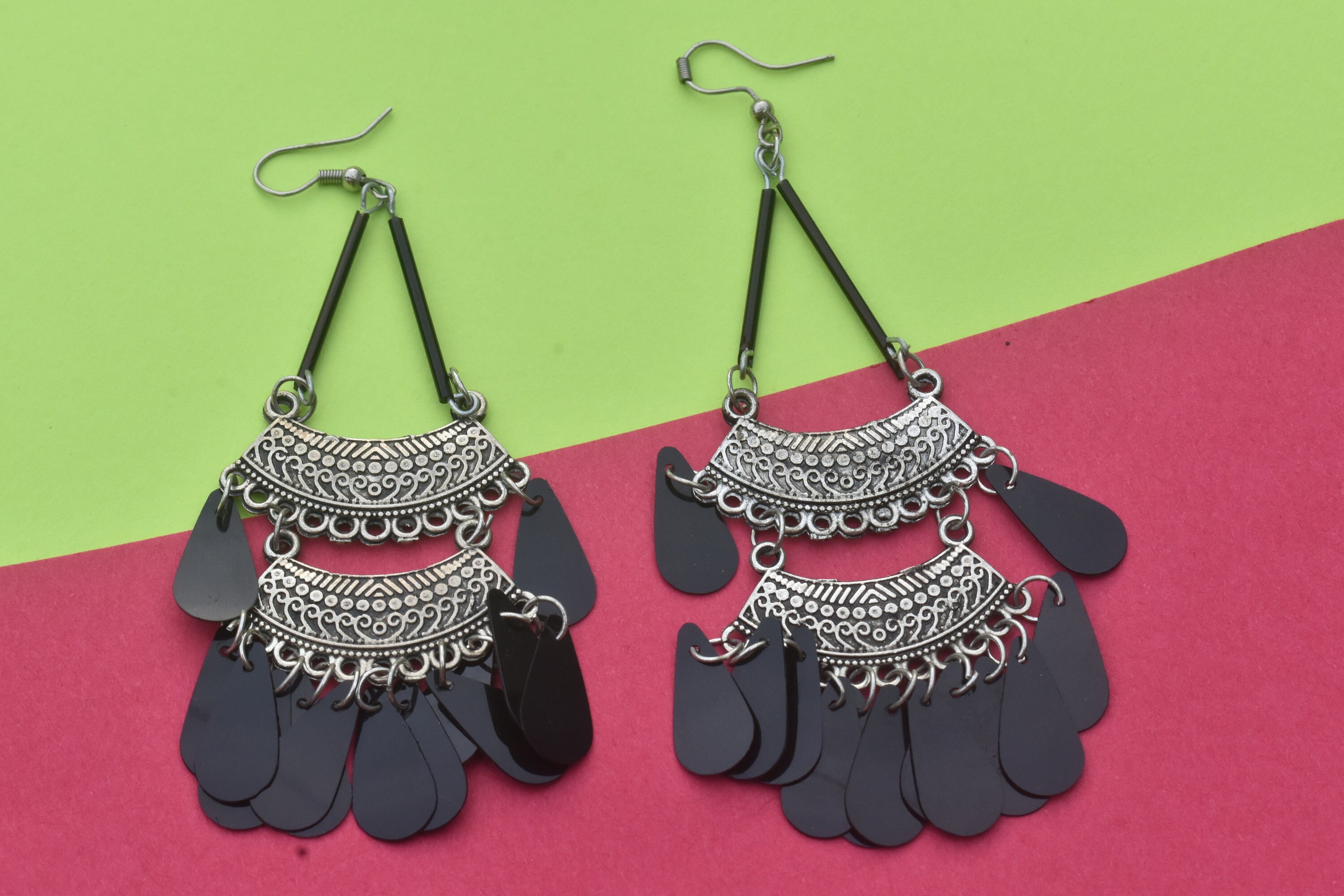 Black dangle prom earrings best sale