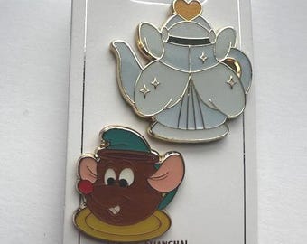 Disney Shanghai Disneyland Assepoester Gus theepot en theekop 2-pins set 2025 nieuw