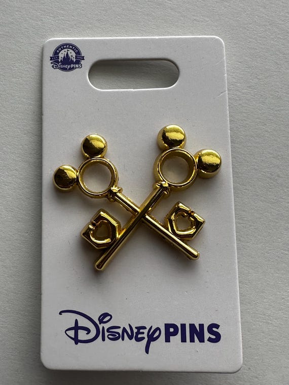 Disney Cruise Line ピンバッジ キーチェーン セット Disney Concierge Pin DCL Disney Cruise Line Mickey Head Gold