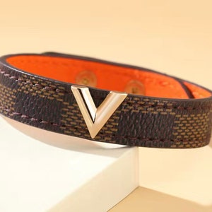 Louis Vuitton Dauphine Bracelet - Brass Wrap, Bracelets - LOU588283