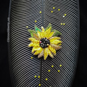 Sunflower Brooch | Handcrafted Floral Jewelry | Embroidery brooch| Gift for her