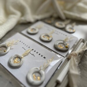 Marbre, lot de 3 autocollants, cire à cacheter, auto-adhésif, fleurs séchées, feuille d'or, lettre à cacheter personnalisée, décoration d'invitation, ornement, gris blanc