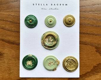 Babilonia Leaf Wax Seal Stickers: Gold Foil Wedding Favors (Set of 7)