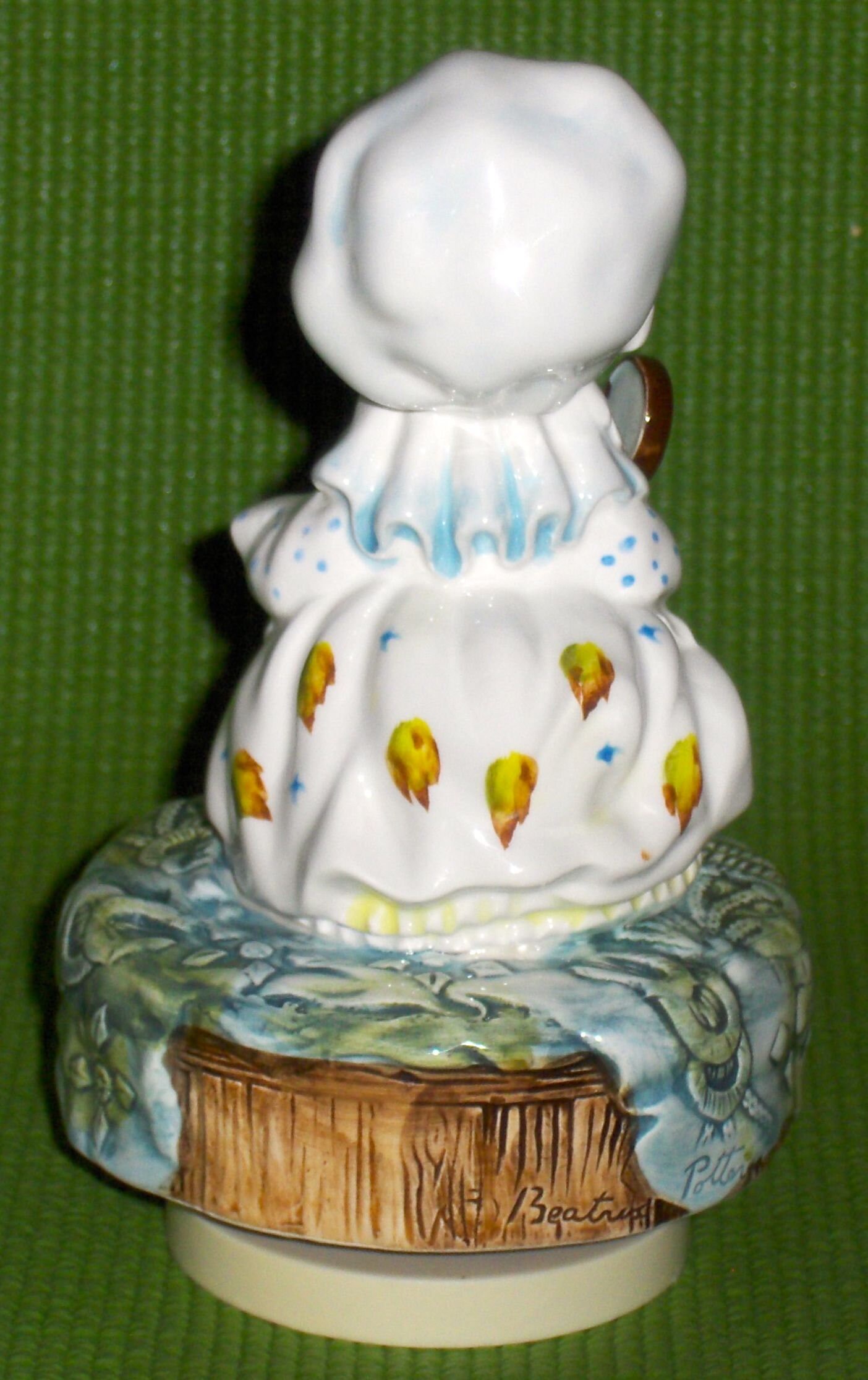 Vintage 1978 Beatrix Potter Lady Mouse Music Box by Schmid - Etsy