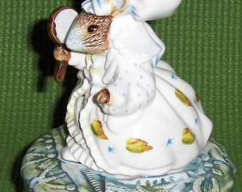 Vintage 1978 Beatrix Potter Lady Mouse Music Box by Schmid - Etsy