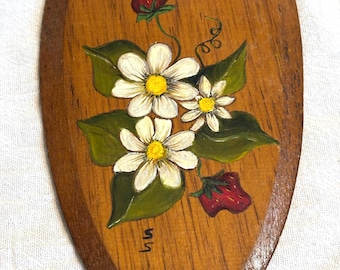 Vintage c1960 Oven Paddle Kitchen Utensil Hand painted Strawberries and Daisies Tole Painting