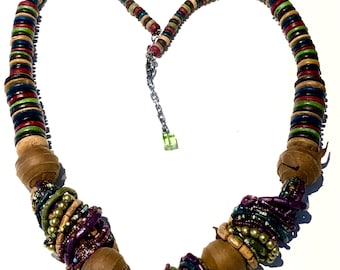 BoHo Tribal Style Necklace Fashion Statement Must Have 1980' -90's