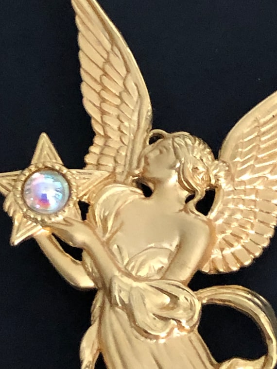 Vintage JJ Jonette Brushed Gold Tone Angel Brooch… - image 4
