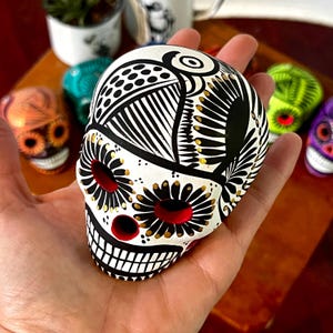 Hand-Painted Mexican Sugar Skull | Choose Color | Calavera de Dia de Muertos | Day of The Dead Skull | Cinco de Mayo