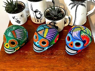 4 Sottobicchieri Sugar Skulls – Tema Calavera Messicano, Con Retro In Sughero, 9,5x9,5 Cm, Idea Regalo Originale