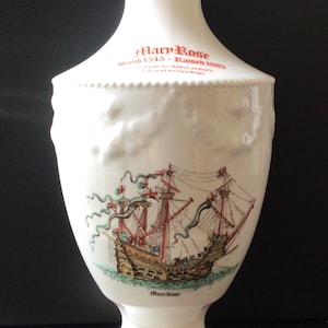 Vaso comemorativo de porcelana Mary Rose da Royal Graphon