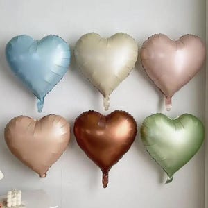 10 Pcs Romantic Heart Balloons: Valentine&#39;s, Anniversary, Birthday