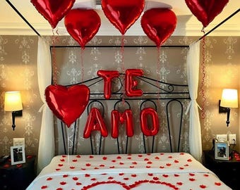 Romantic "TE AMO" Red/Silver Letter Love Heart Balloons & Rose Petals