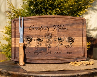 Gifts for Mom, Personalized Christmas Cutting Board, Birth Flower Mom Gifts from Daughter Mama's Kitchen Grandmas Garden, Gift For Grandma