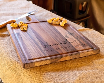 Custom Wedding Gift, Couple Cutting Board , Newlywed Gift, Bridal Shower Gift, Engagement Gift, Gift For Couple, Personalized Cutting Board