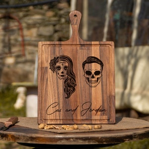 Cadeaux gothiques, planches à découper personnalisées, cadeau de mariage Halloween personnalisé, cadeau de mariage gothique tête de mort en sucre, Dia de los muertos