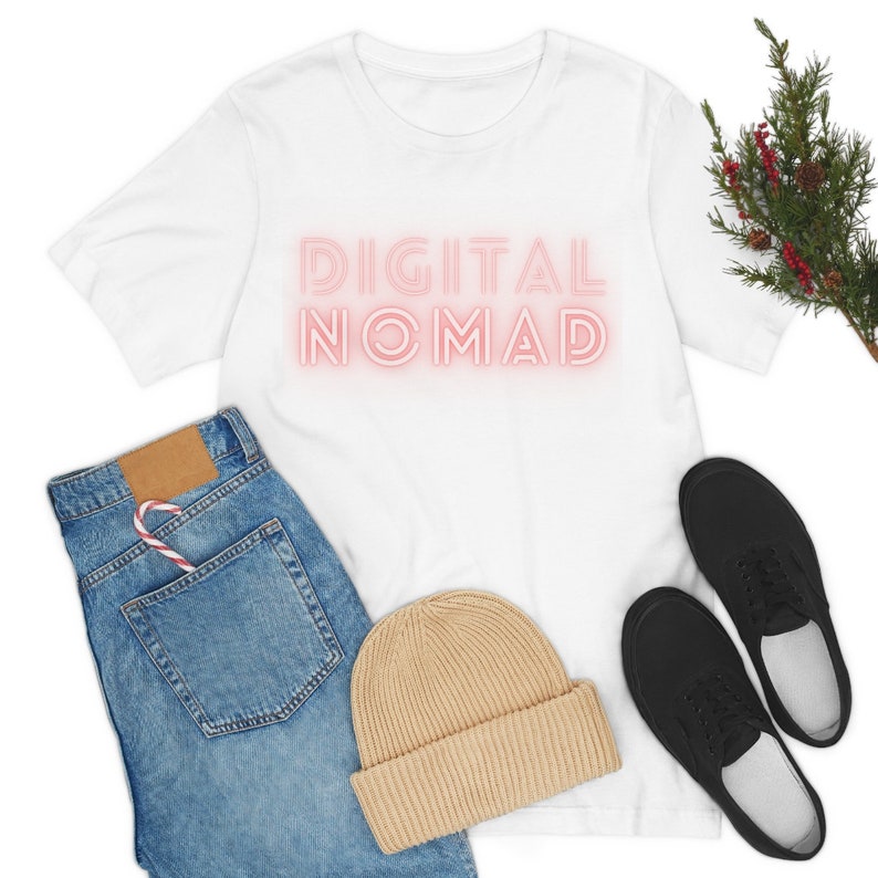 T-shirt met print Digital Nomad | Uniseks jersey met korte mouw afbeelding 10