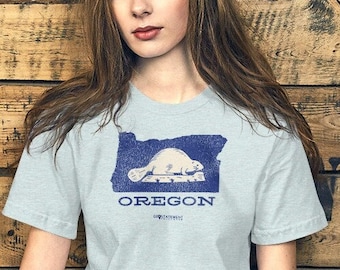 Oregon Shirt:  Oregon State Flag Beaver Vintage Style Premium Unisex t-shirt