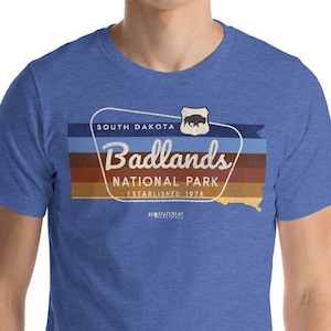 T-shirt Dakota du Sud : T-shirt unisexe de style vintage du parc national des Badlands - Rapid City - Wall Drug - Ben Reifel - Black Hills - Rushmore