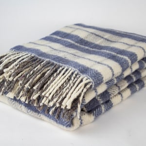 Jeté en laine à carreaux écossais bleu foncé, Couverture en laine, Couverture chaude et douillette, Couverture pour canapé en laine, Couverture d&#39;extérieur, Couverture chaude en mouton