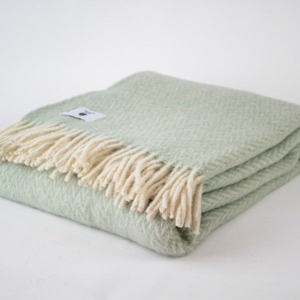Light Green Herringbone New Wool Throw Blanket, Pure 100% Wool Blanket, Warm Cozy Blanket, Couch Blanket,Porch Blanket, Sheep Warm Blanket