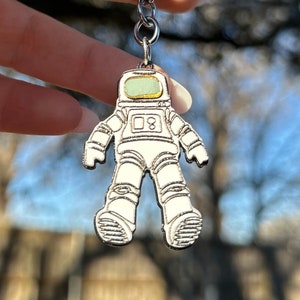 Cute Great Gifts Bag Charm Spaceman Backpack Pendant Couple Keychain  Cartoon Key Holder Car Key charms Astronaut Pig Doll Keychain BLUE
