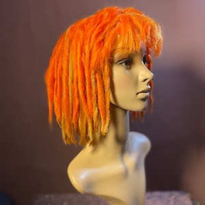 Leeloo Dallas косплей парик Пятый элемент НА ЗАКАЗ