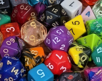 ミステリーDNDダイスセット：多面体ダイスD20、D12、D10、D8、D6、D4の詰め合わせ