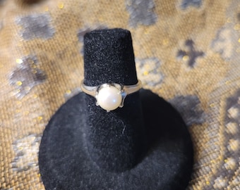 Vintage 10k White Gold Pearl Ring - Size 4