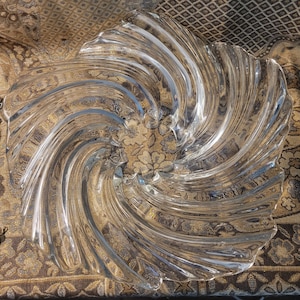 Belle Epoque by Mikasa 15&quot; Centerpiece Swirled Design, Giftware