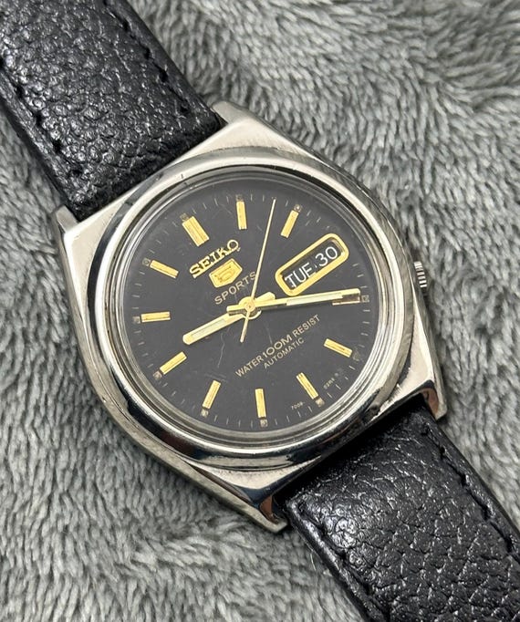 Vintage Seiko 5 Sport Automatic Black Dial With Silver Case Day date Caliber No 7009 Wrist Watch Japan Made Etsy Canada