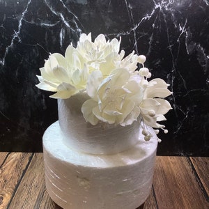 Cake Toppers, Sugar Flowers, Cake Decoration, Birthday Cake Decoration, Wedding Cake Decoration.