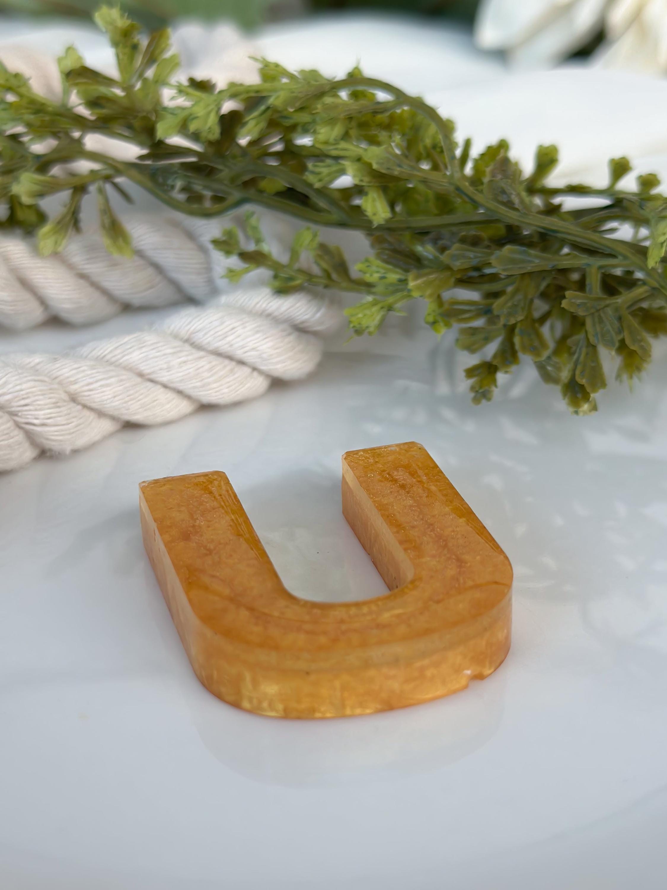 Keychain – Letter U - Thumbnail 2