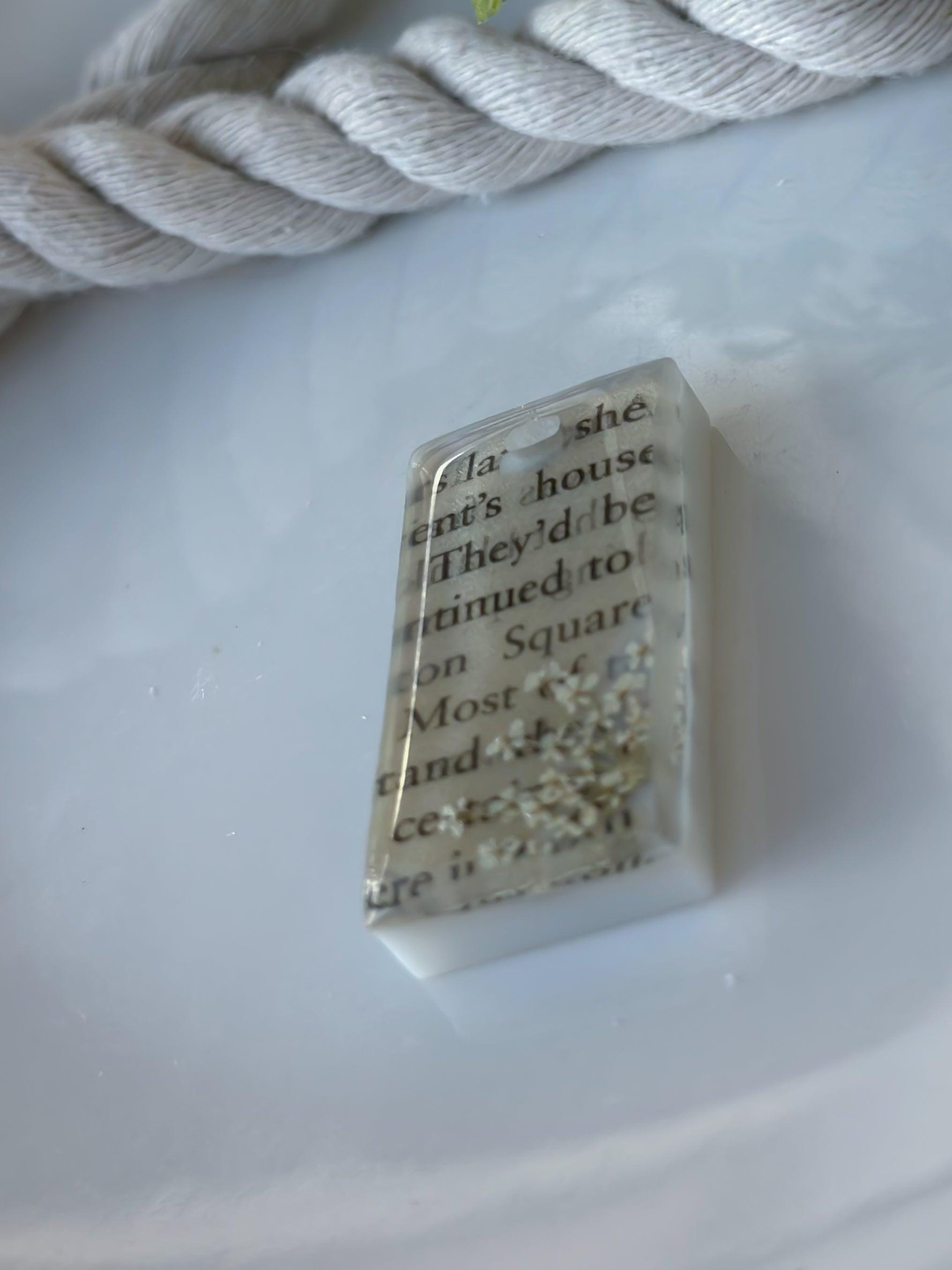 Rectangular Pendant – Book Script & Delicate White Flower - Thumbnail 3