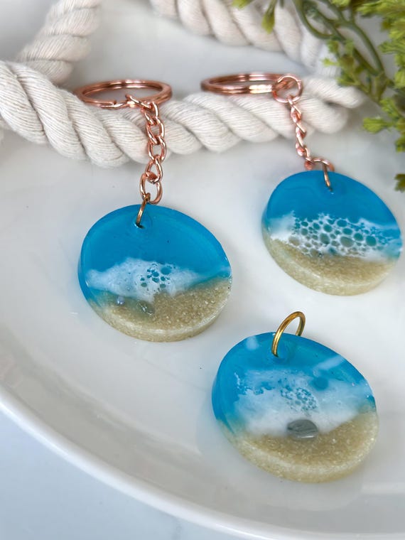 Ocean Resin Keychain | Beach Inspired Seashell Keyring, Coastal Accessory