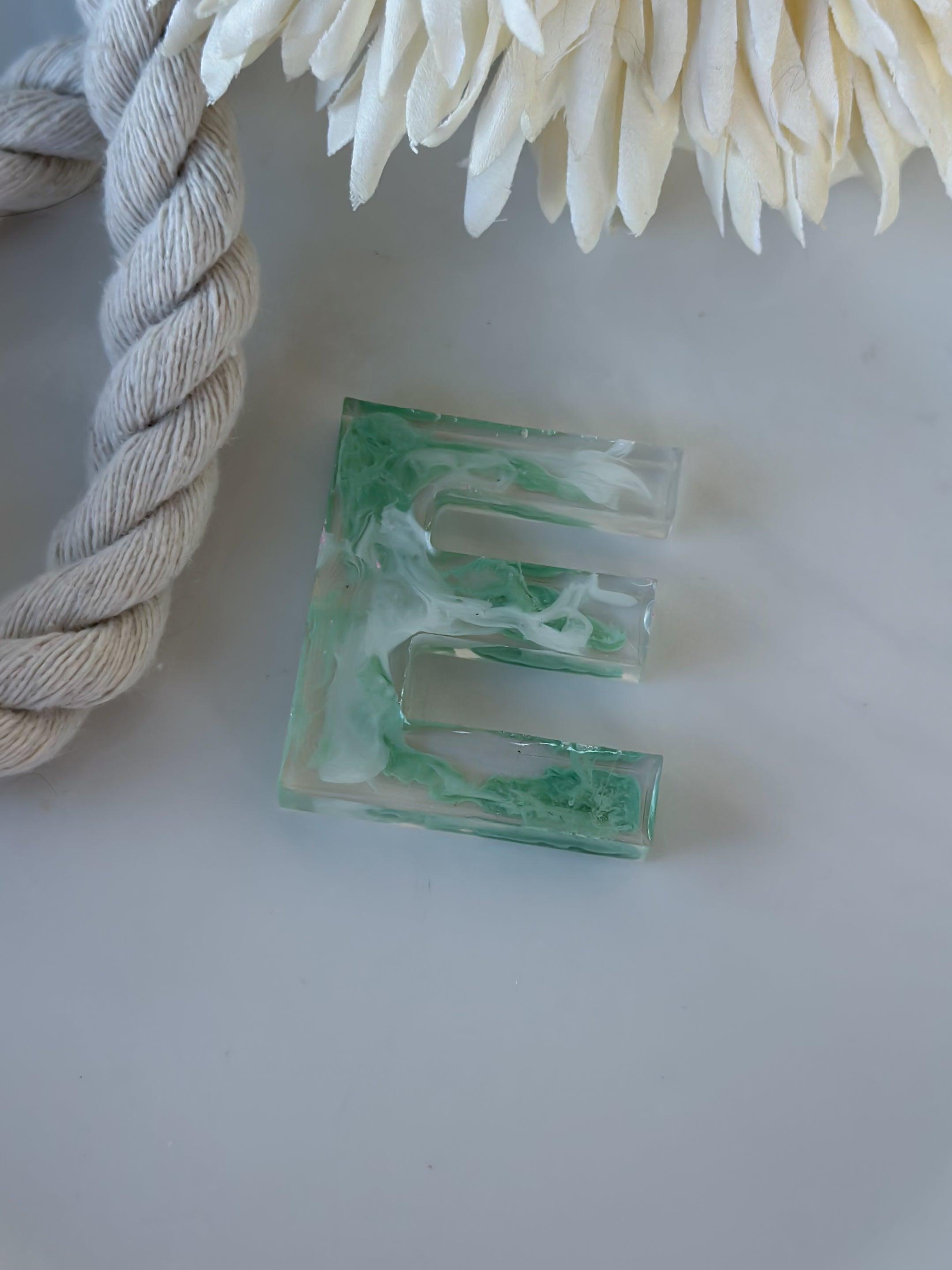 Keychain – Letter E - Thumbnail 3
