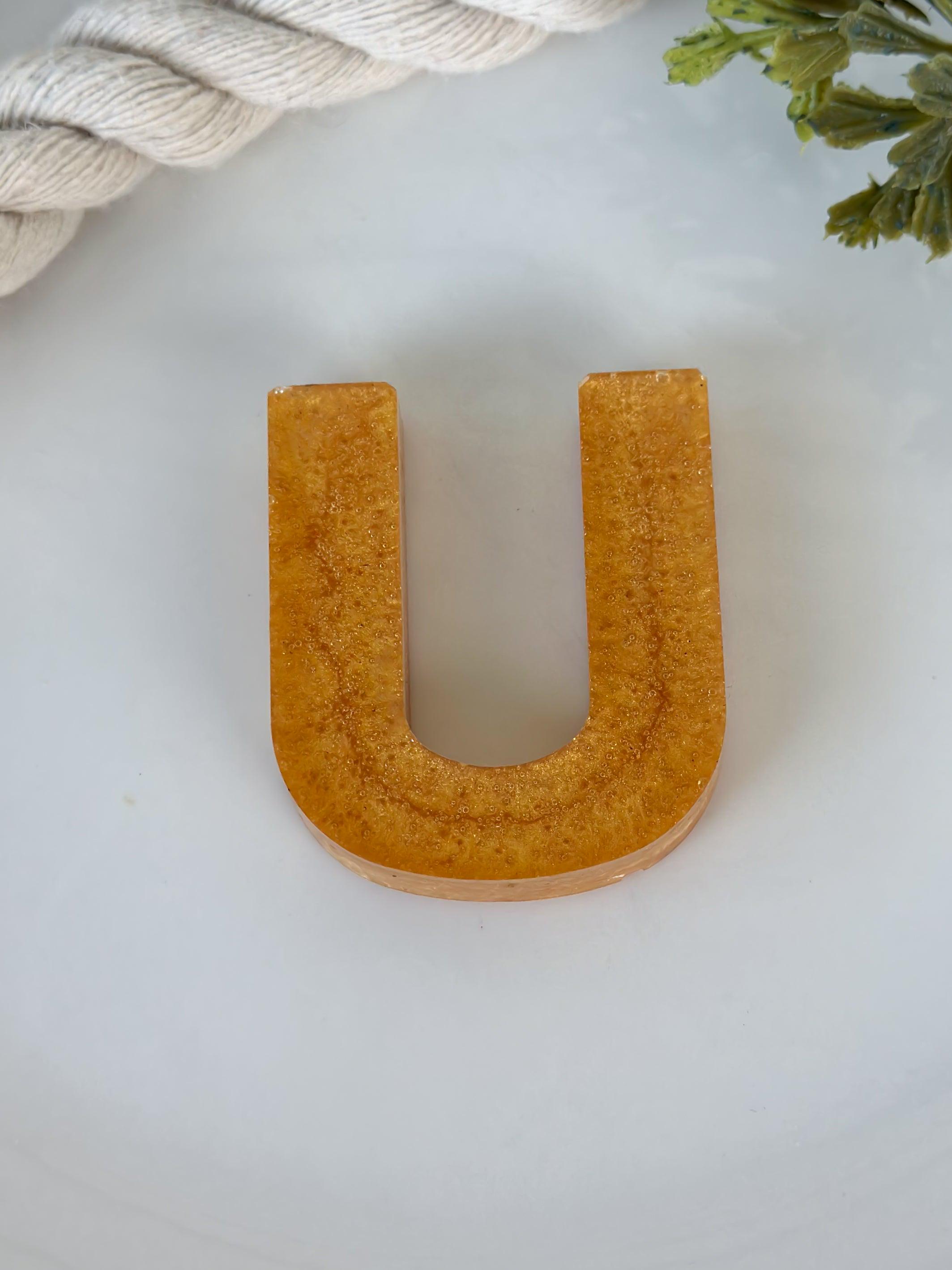 Keychain – Letter U - Image 1